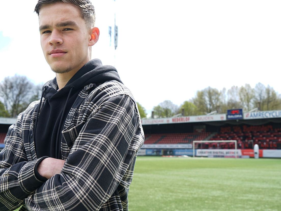 Thijs Dallinga in het Van Donge & De Roo Stadion