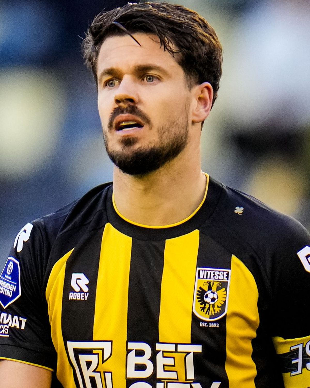 Marco van Ginkel treurt om teloorgang Vitesse: 'Het is echt een zooitje 