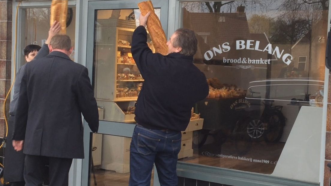 Bakkerij Ons Belang is heropend (Rechten: Robert Flederus)