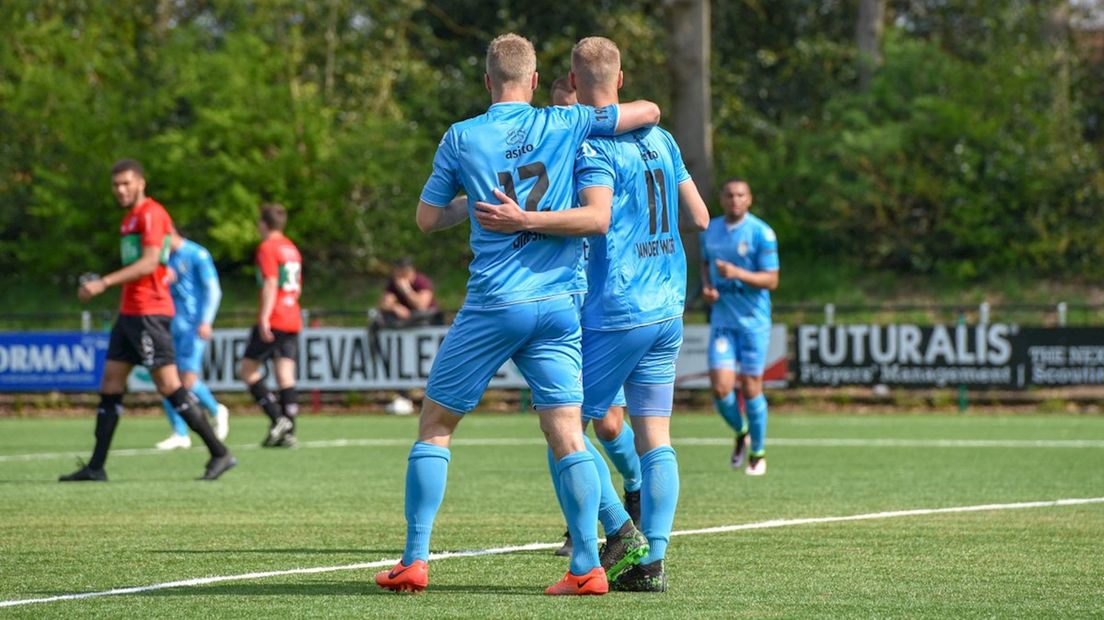 Jong Heracles wint bij NEC