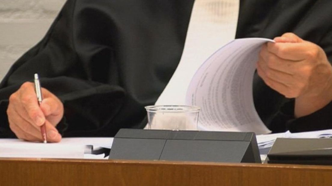 Twaalf jaar cel geëist tegen Hagenaar vanwege moordpoging in auto