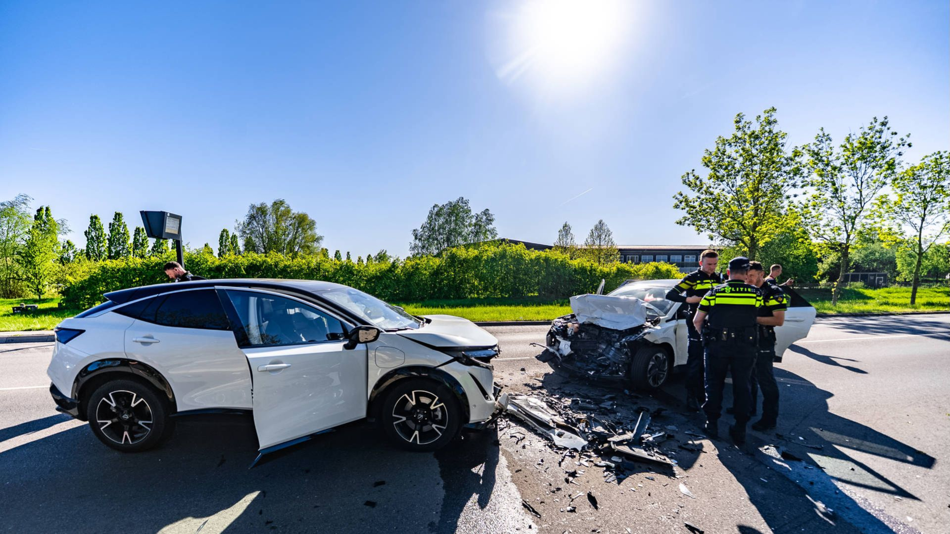 Ernstig auto-ongeluk, meerdere gewonden waaronder kinderen
