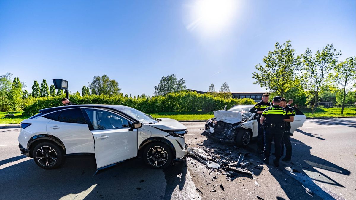 Ernstig auto-ongeluk, meerdere gewonden waaronder kinderen