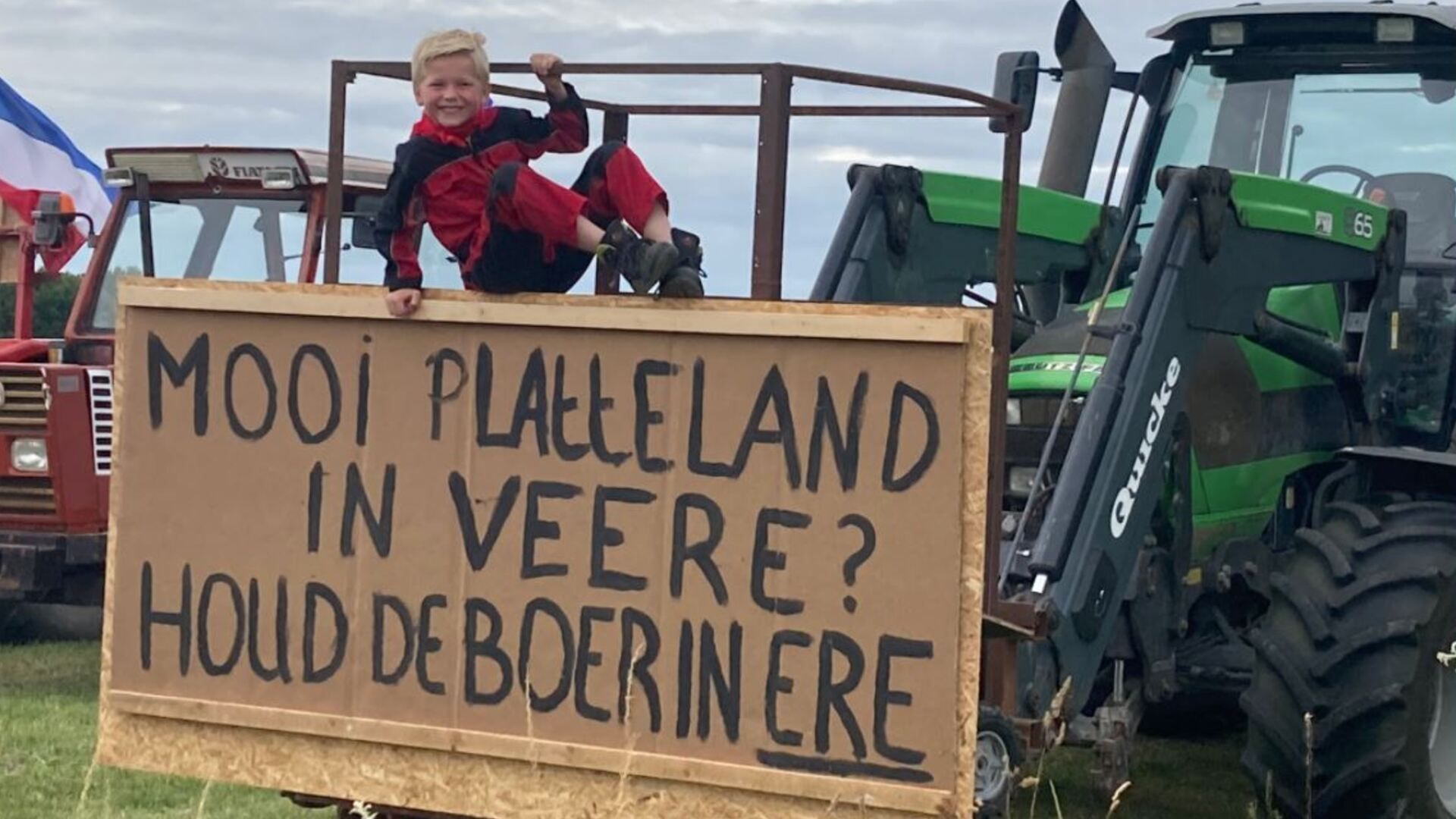 Meer Dan Honderd Boeren Protesteren Bij Veerse Gemeenteraadsvergadering ...