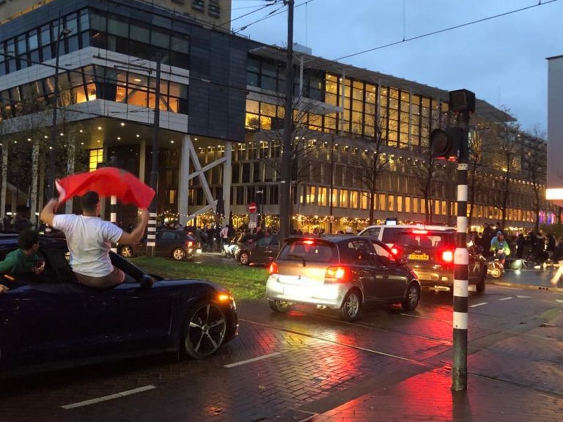 Feest op het Schouwburgplein.