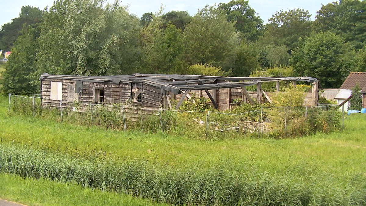 'Gewoon intriest!' Napoleonschuur uit 1750 bij Scharendijke stort steeds verder in