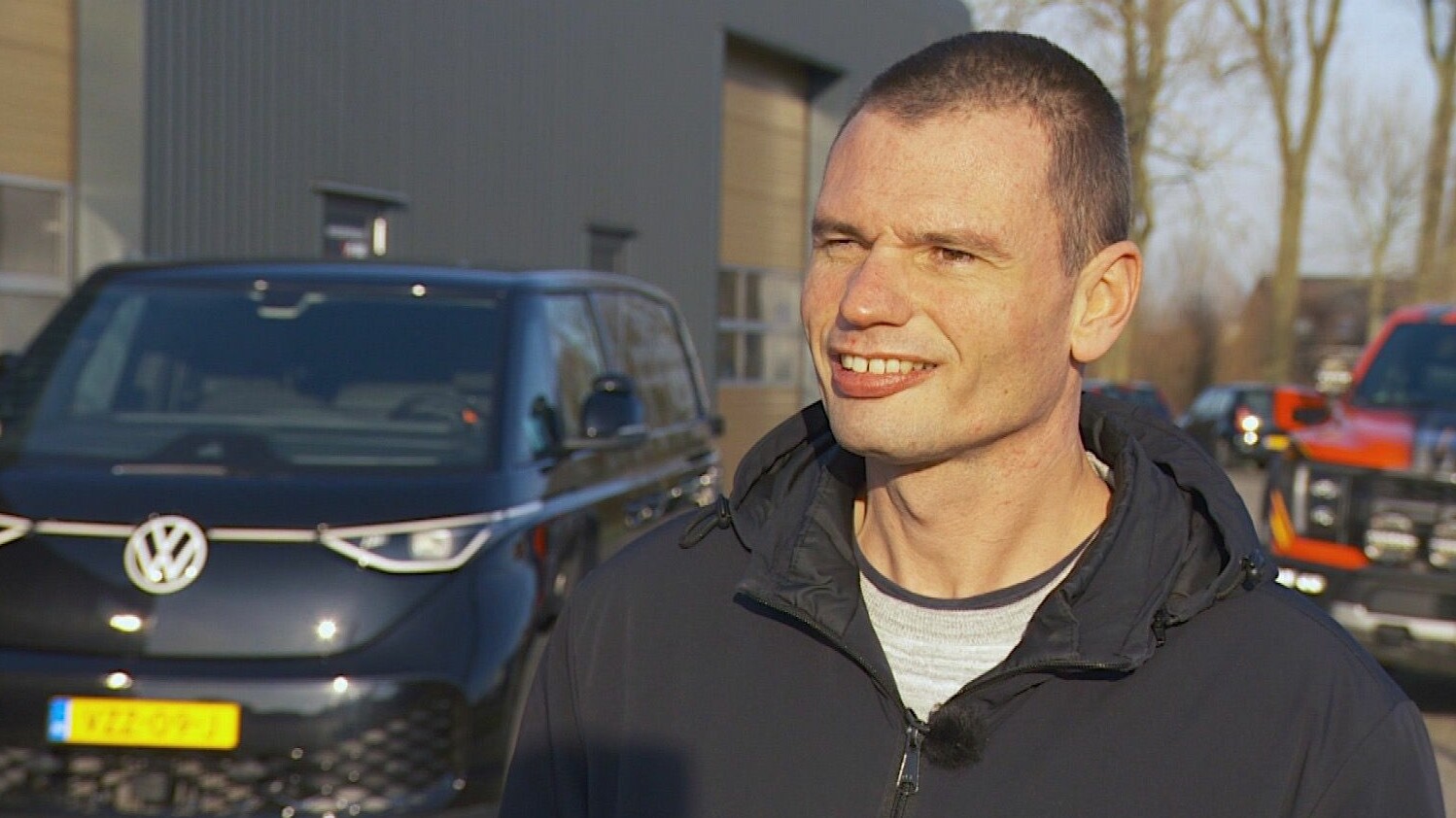 Tsjin Patrick moatst net sizze dat er eat net kin: “Eerst proberen, dan zien we wel”