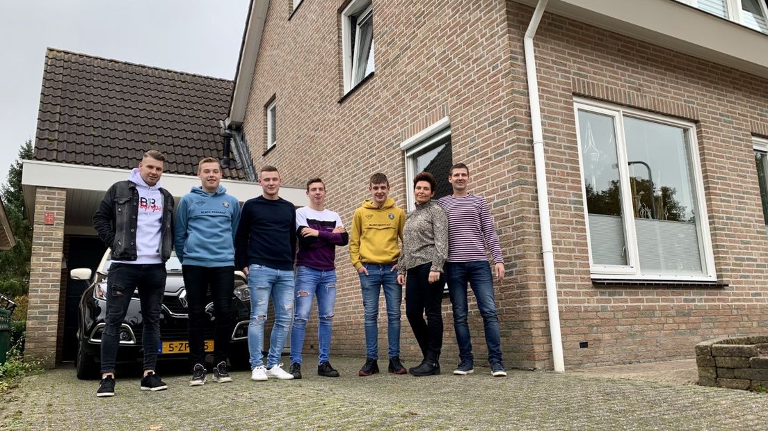 De hofleverancier van het Onze Club Sterrenteam: de familie Doldersum (Rechten: RTV Drenthe/Stijn Steenhuis)
