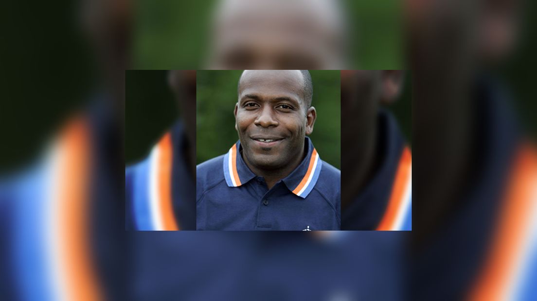 Stanley Menzo sjocht Cambuur wol sitten