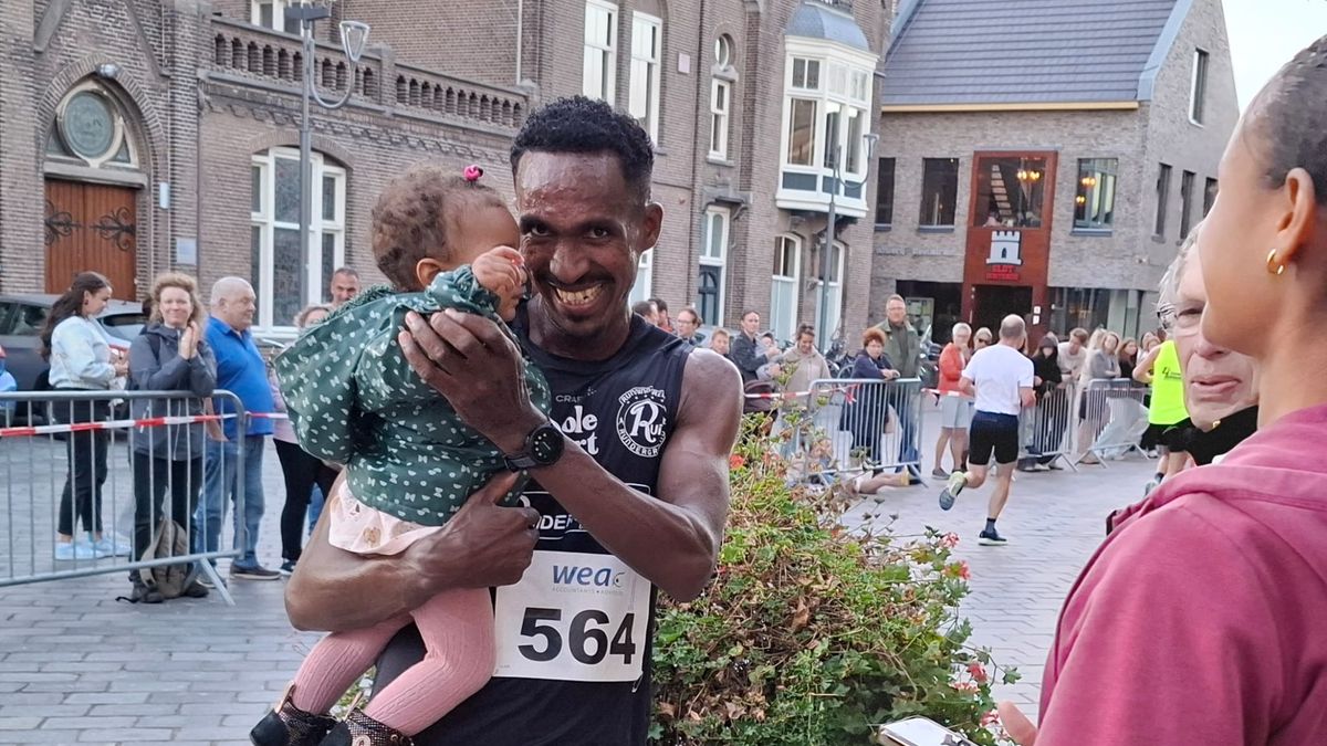 Yohannes Gebreslassie snelste in Rammekensloop