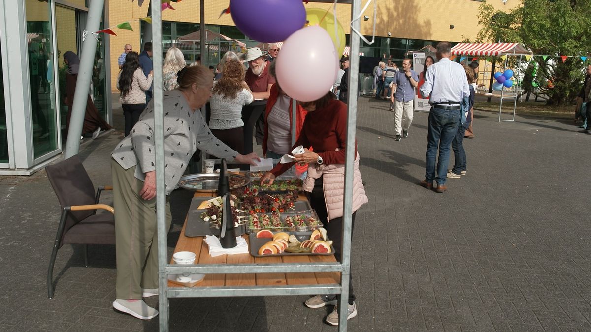 Taal voorwaarde om vluchtelingen aan werk te krijgen: 'Uitzonderlijke afspraak'