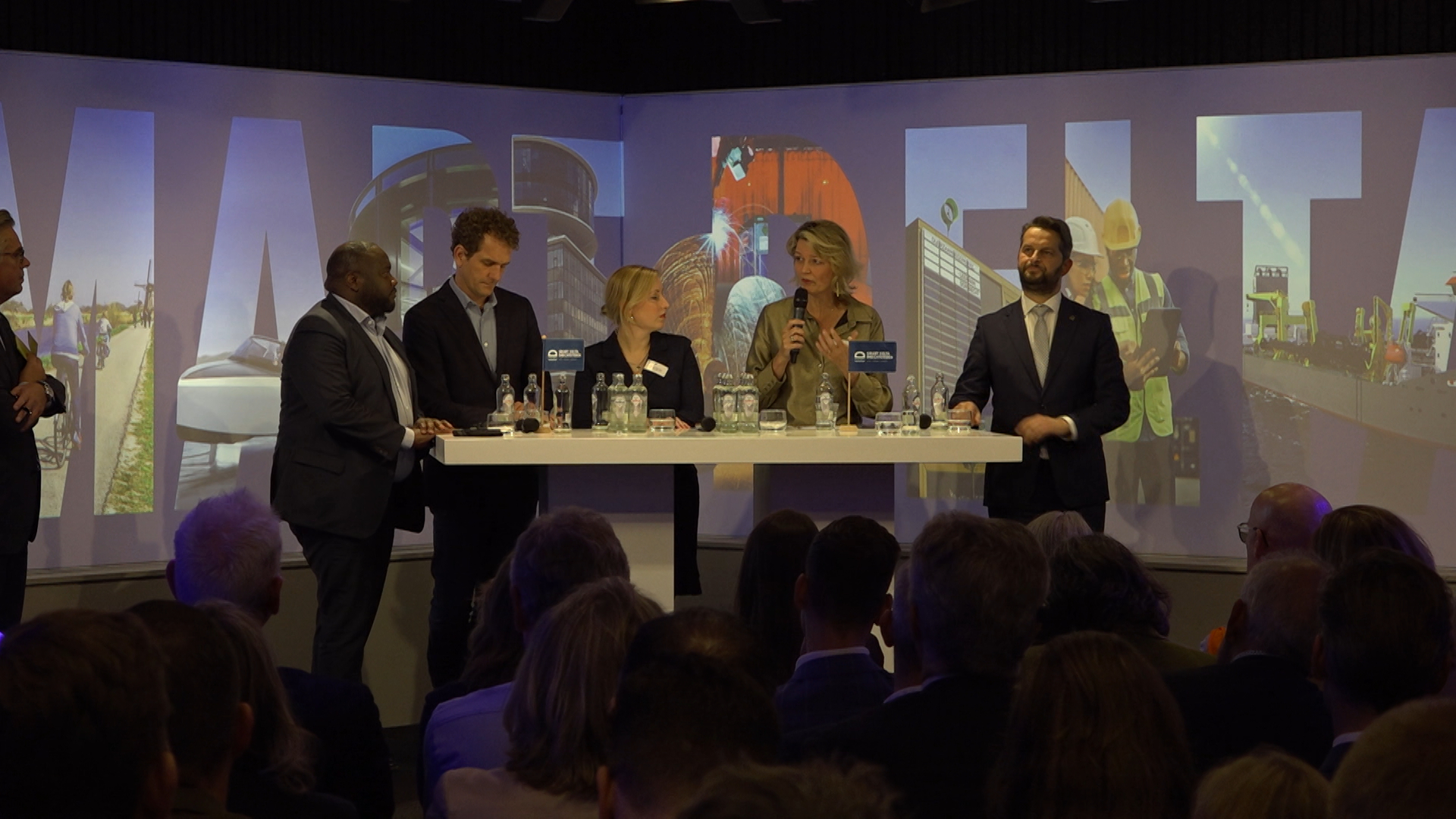 Tweede Kamerleden in gesprek over de verzoeken vanuit Smart Delta Dordrecht