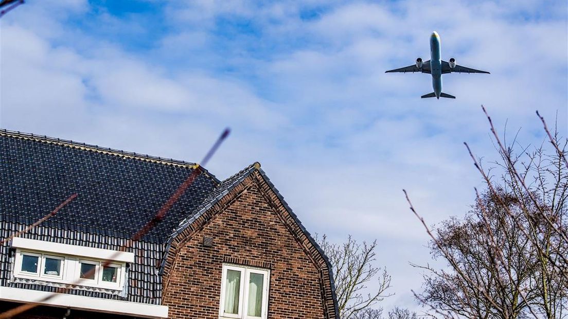 Honderden huizen in Overijssel dalen in waarde na opening Lelystad Airport
