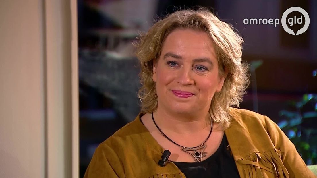 Moeder van omgekomen Mees: gedeelde smart is draagbare smart - Omroep