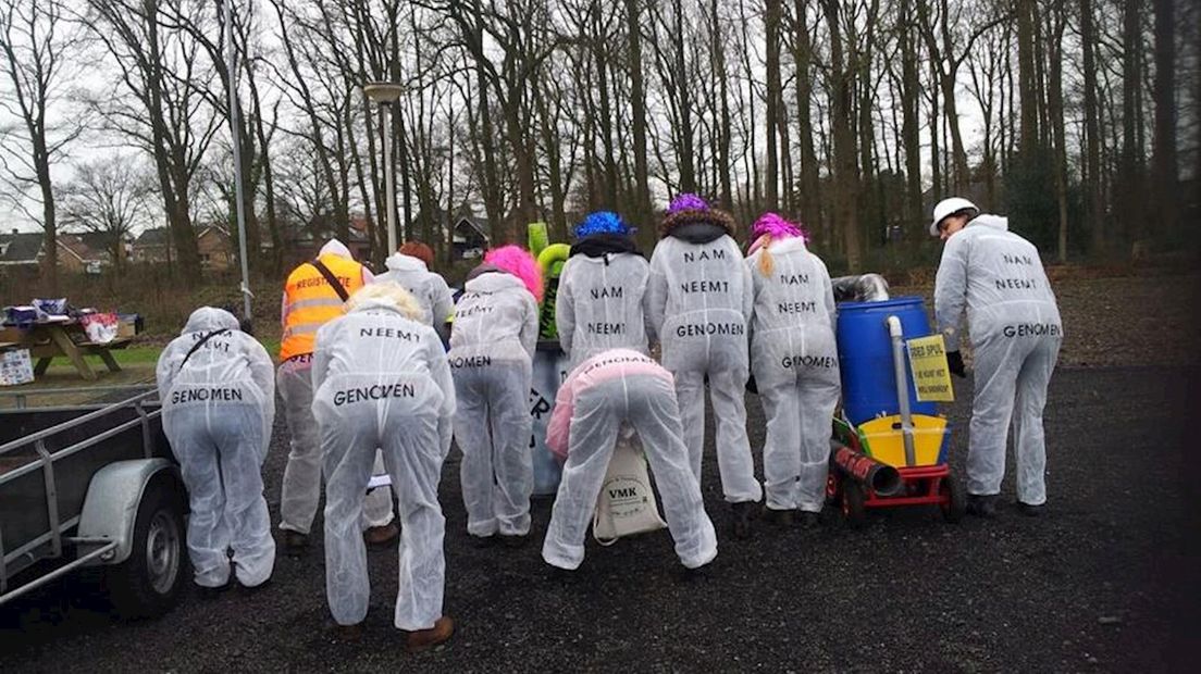 Tijdens de carnavalsoptocht werden handtekeningen ingezameld