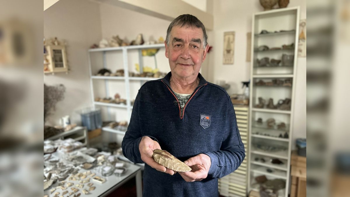 Adrie uit Colijnsplaat koopt voor 2 euro vuistbijl in kringloop en zet archeologische wereld op z'n 