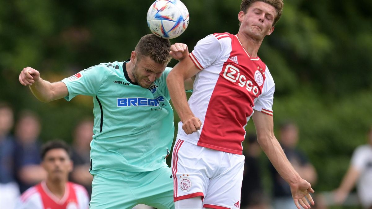Olivier Aertssen uit Wolphaartsdijk maakt eerste doelpunt voor Ajax