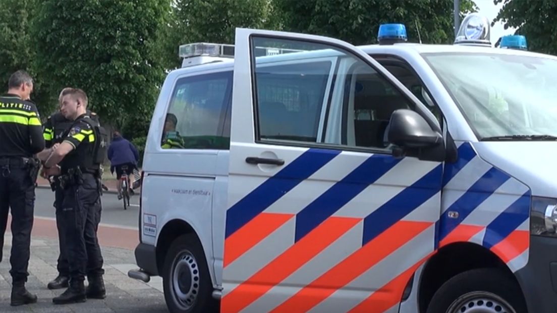 Zes mannen opgepakt voor geweld, wapenbezit en openbaar dronkenschap (Rechten: archief RTV Drenthe)