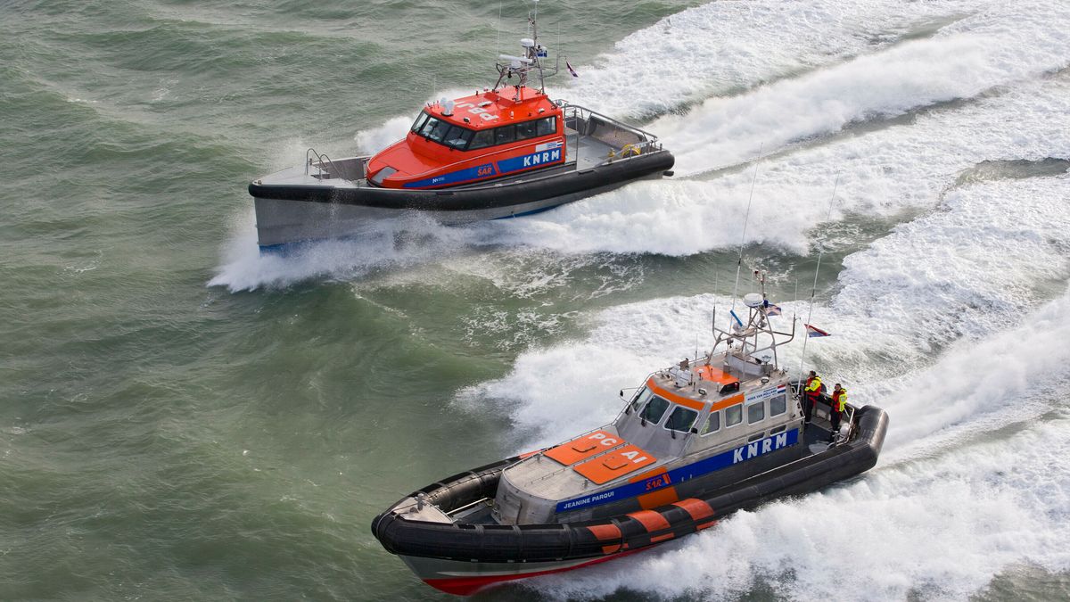 Twee Zeeuwse KNRM-stations krijgen nieuwe reddingboten