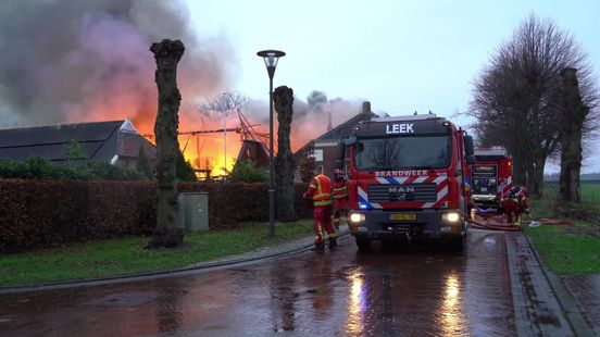 Vuurzee verwoest woonboerderij Roderwolde