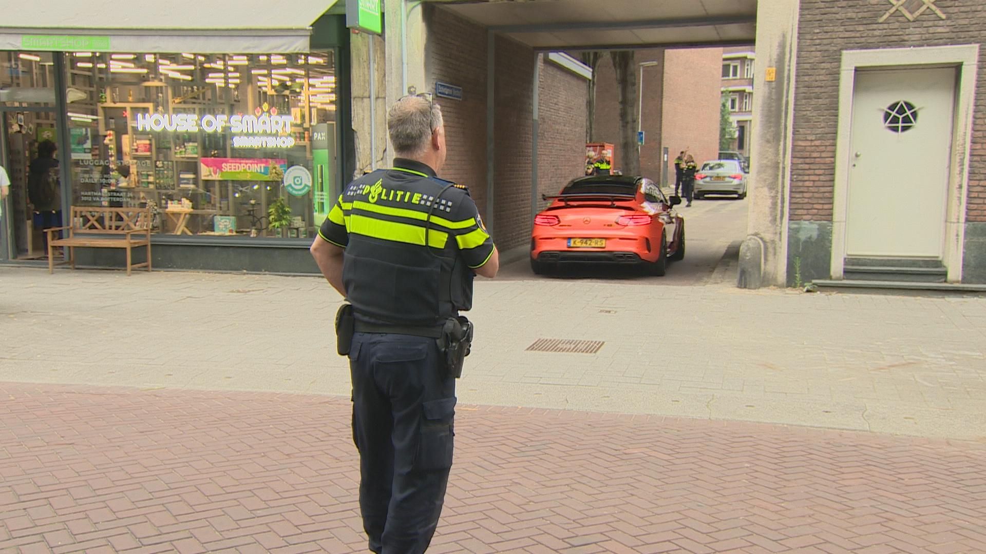 Mee op lachgascontrole met de politie: 'Wij staan hier gewoon te