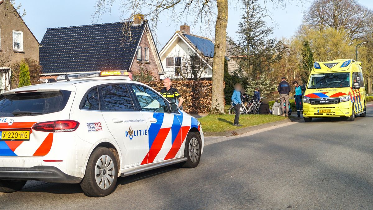 Man (42) onder invloed van drugs bij ongeluk Cornwerd | Auto's beschadigd na botsing in Gorredijk