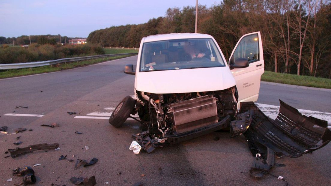 Botsing op N332 bij Holten: verkeer kan A1 niet op