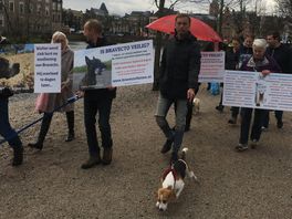 Baasjes protesteren: 'Mijn hond is overleden door Bravecto'