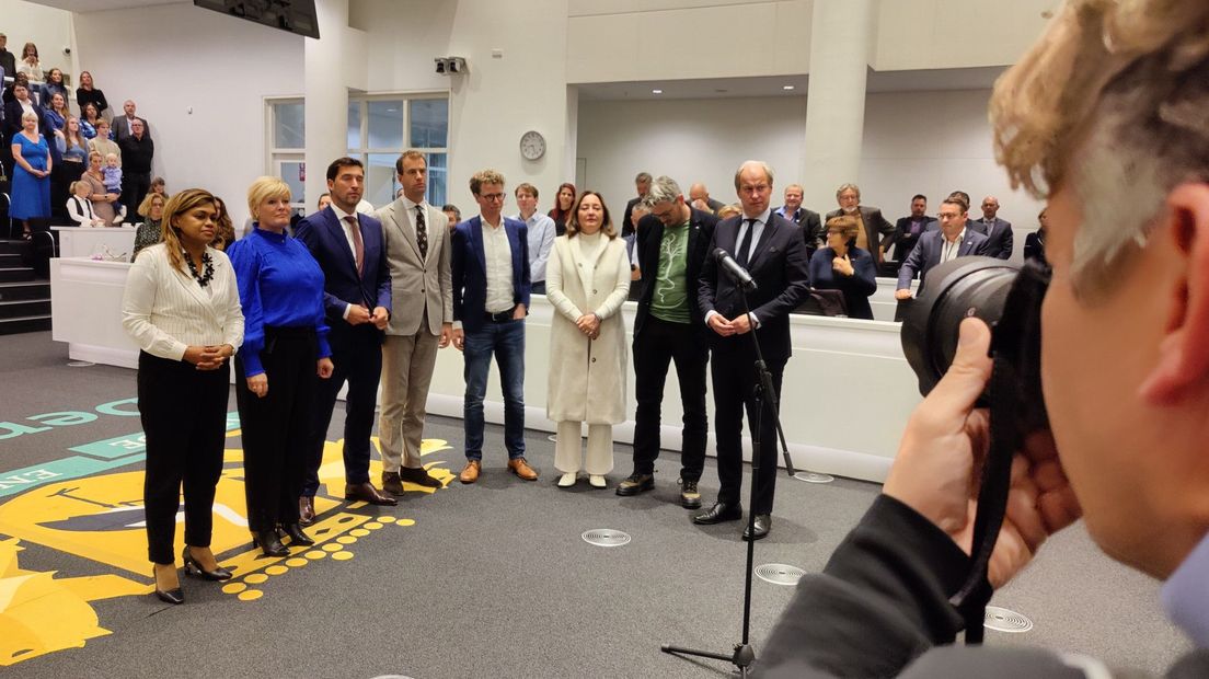 De wethouders tijdens de installatie op 27 september 2022