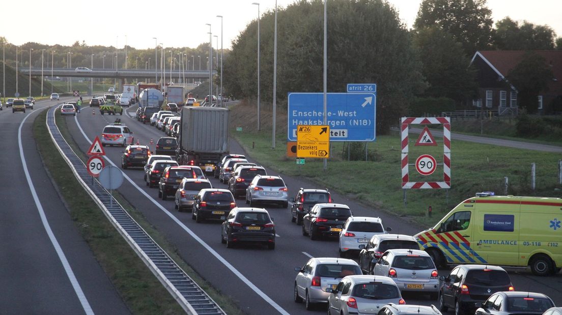 Lange file na ongeluk op A35