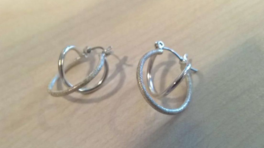 De aangetroffen ringen.