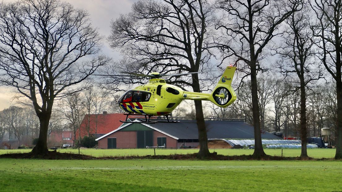 Er werd een traumahelikopter opgeroepen om hulp te verlenen