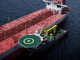 Zo gaat Boskalis een supertanker vol olie voor de kust van Jemen leegpompen