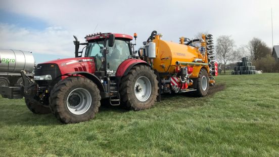 Boeren mogen door droogte langer mest uitrijden op grasland Nieuws