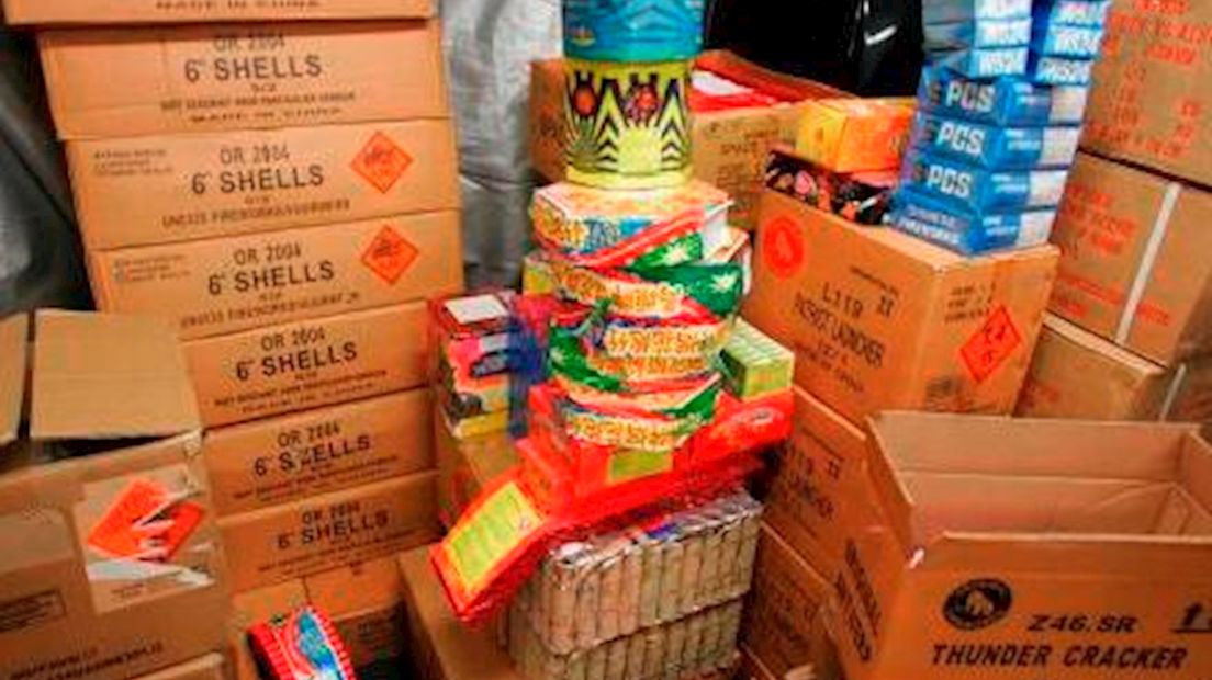 6000 kilo illegaal Twents vuurwerk