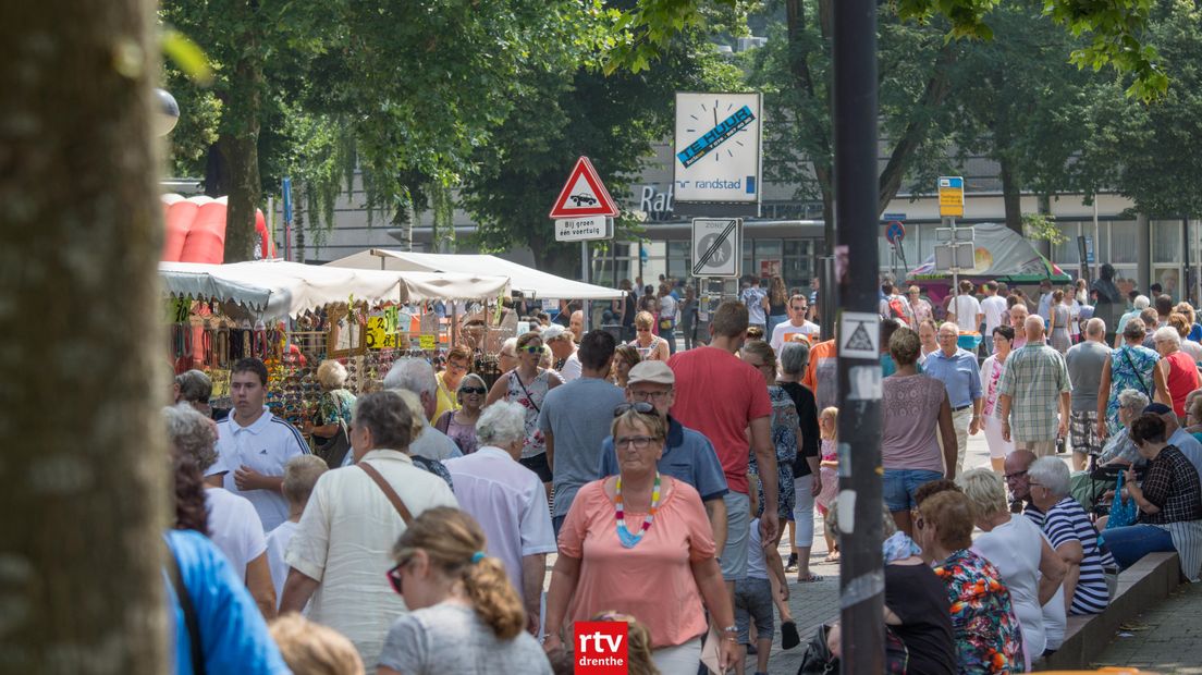 Drukte in Emmen (Rechten: RTV Drenthe / Kim Stellingwerf)