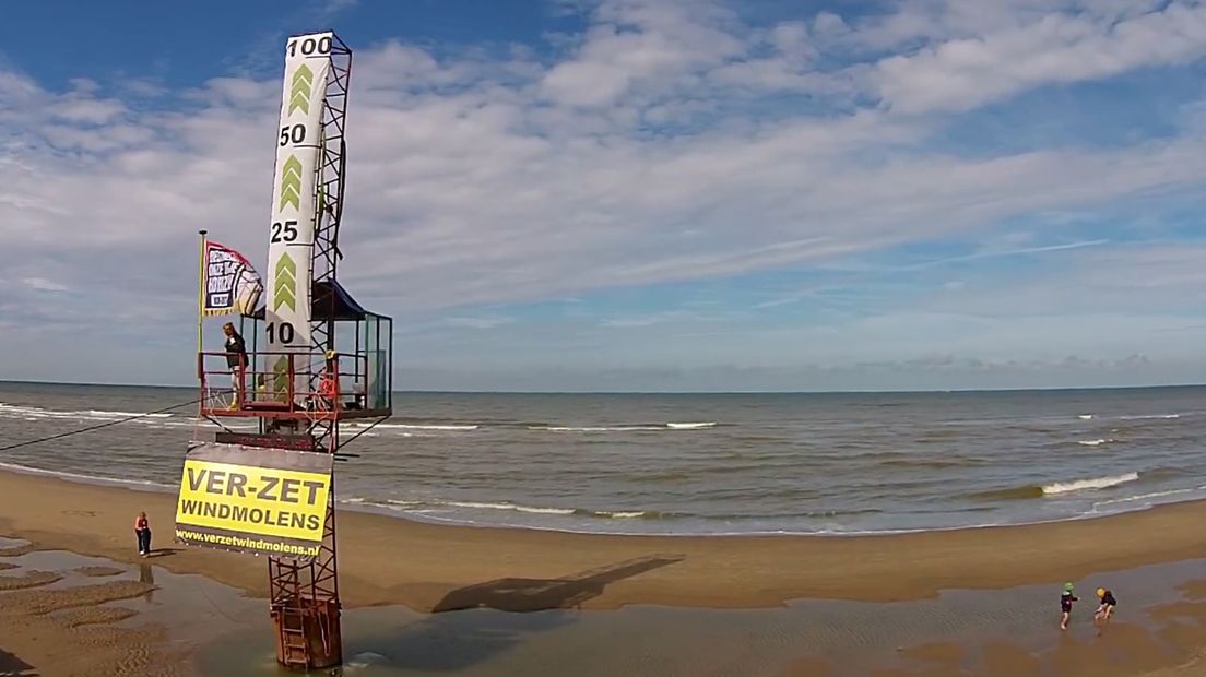 Afgelopen zomer voerden tegenstanders ook paalzittend actie bij Zandvoort | Still video Robert Kater