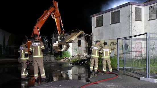 Voormalig truckerscafé De Roode Leeuw opnieuw getroffen door brand Nieuws