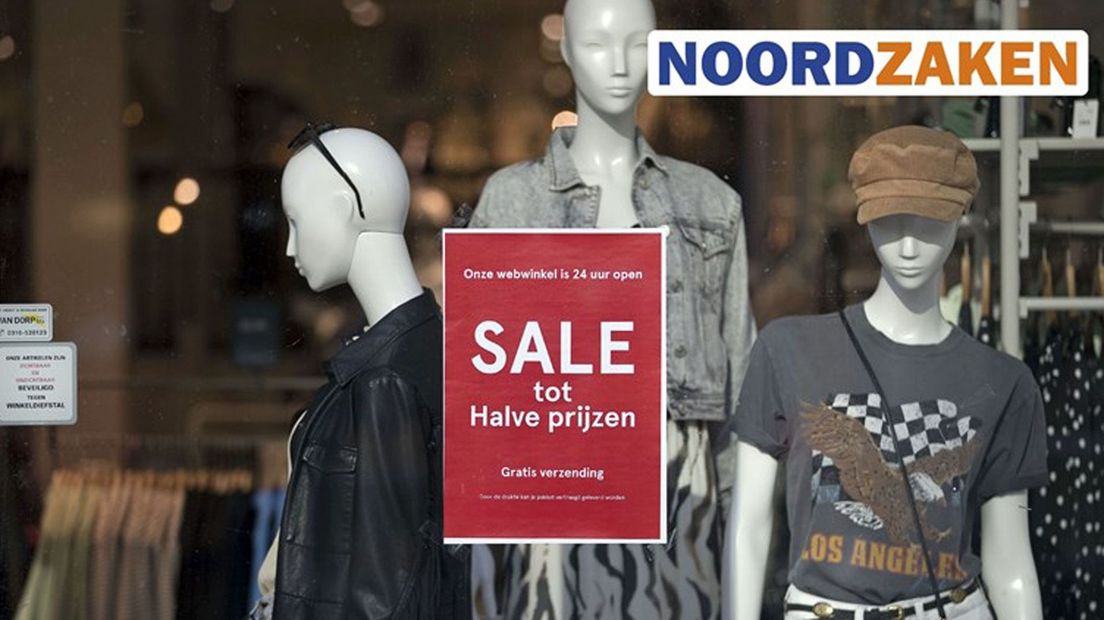 Opruiming in een kledingwinkel