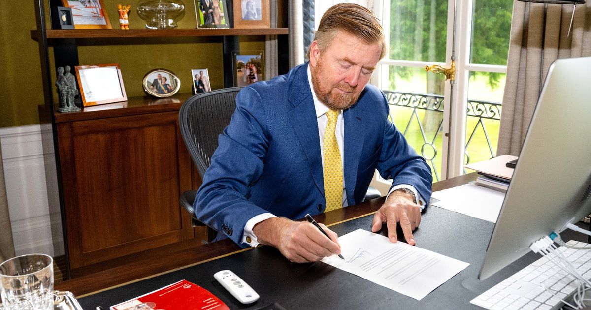 Koning zet handtekening onder wet: vanaf vrijdag is gaswinning definitief verboden - RTV Noord