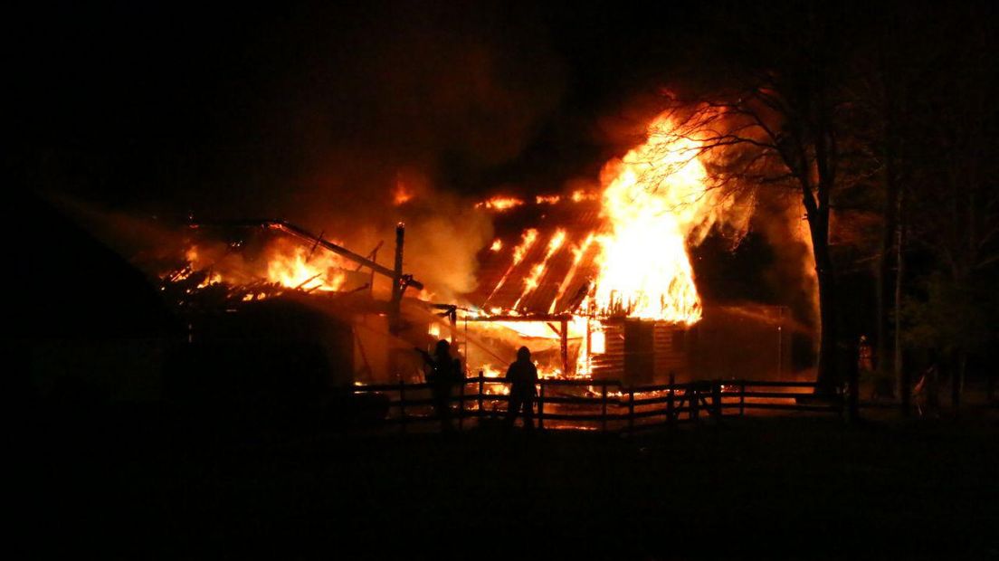 In Orvelte brak vanavond brand uit (Rechten: Van Oost Media)