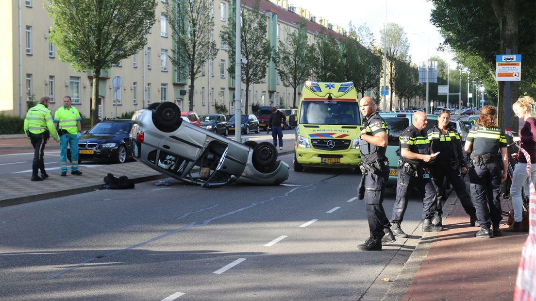 Auto op de kop