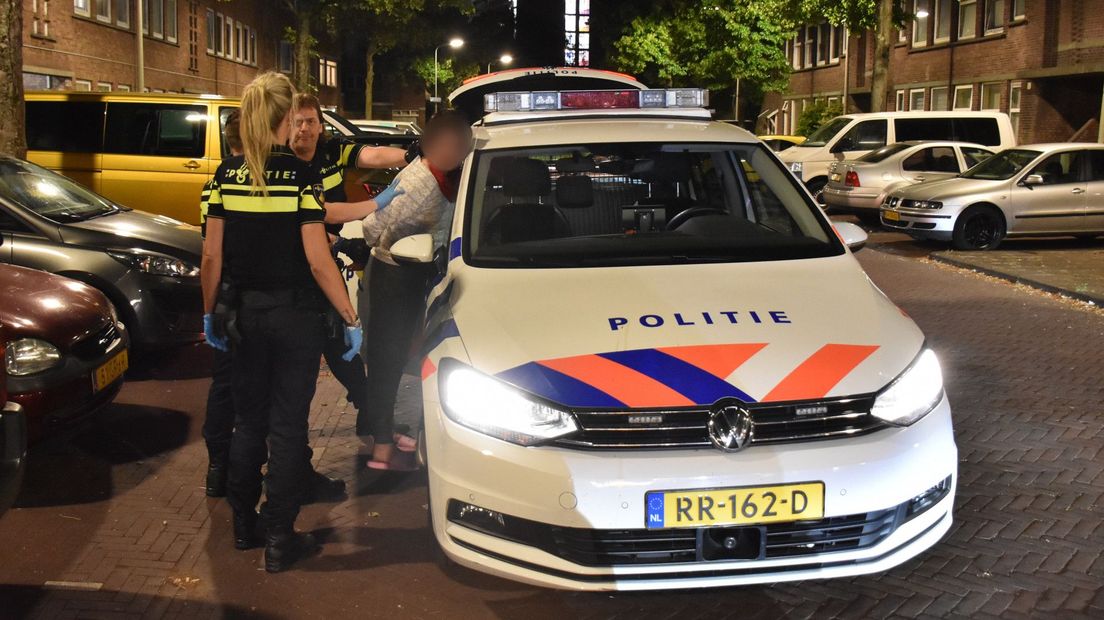 De politie heeft twee vrouwen aangehouden na de ruzie