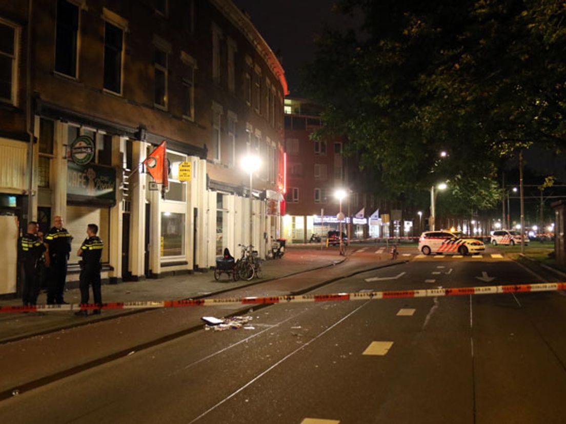 De Tweede Rosestraat in Rotterdam na de fatale vechtpartij