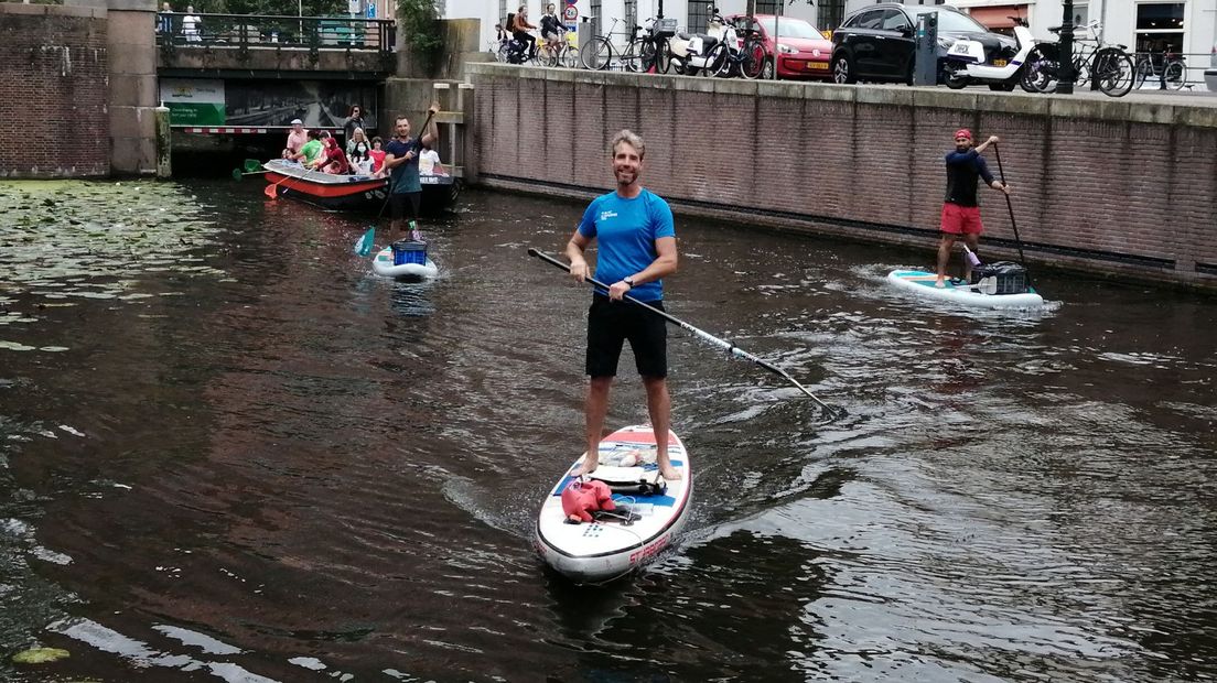 De Plastic Soep Surfer kwam na 300 km suppen aan in Den Haag
