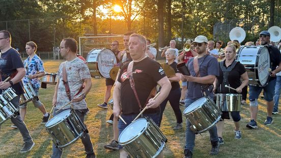 Gezelligheid én een gooi naar goud: Heerlense showband maakt zich op voor WMC in Kerkrade Home