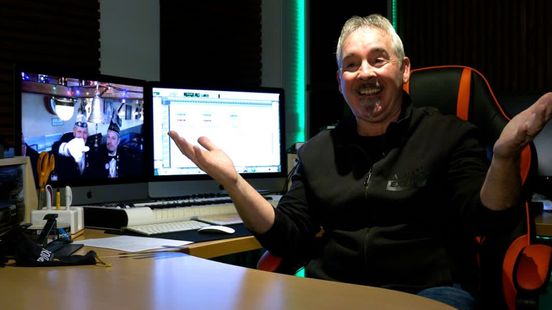 Carnavalshits op maat: Michel Wolsink helpt verenigingen aan hun kraker