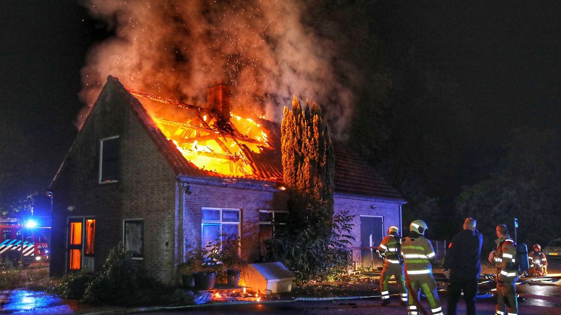 Brand bij de voormalige gemeentekas in Bilthoven.