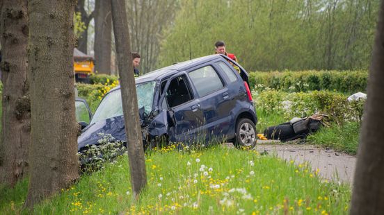 Vrouw omgekomen bij motorongeluk op N228 in Oudewater. Vrouw omgekomen bij motorongeluk op N228 in Oudewater.
