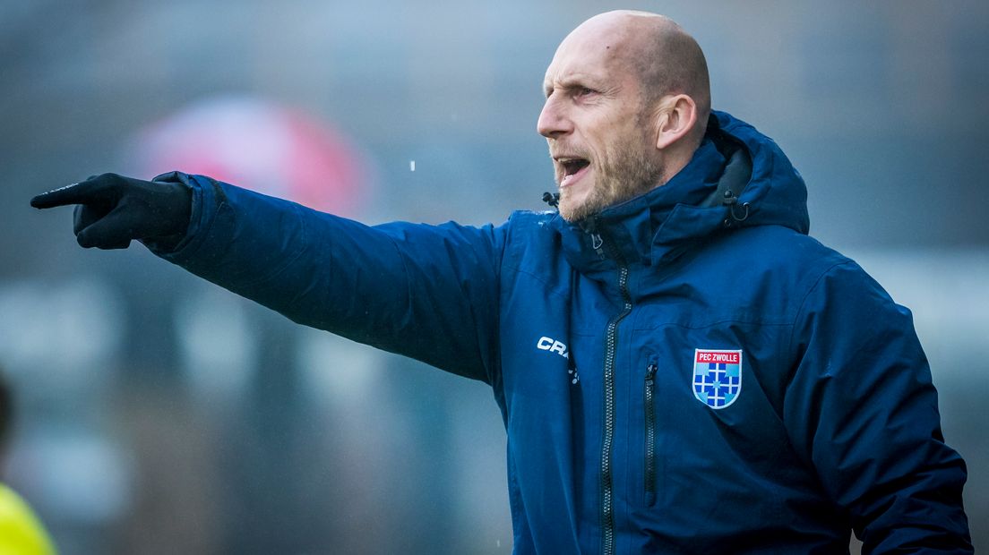 Feyenoord bevestigt Jaap Stam is de nieuwe trainer Rijnmond Feyenoord bevestigt Jaap Stam is de nieuwe trainer Rijnmond